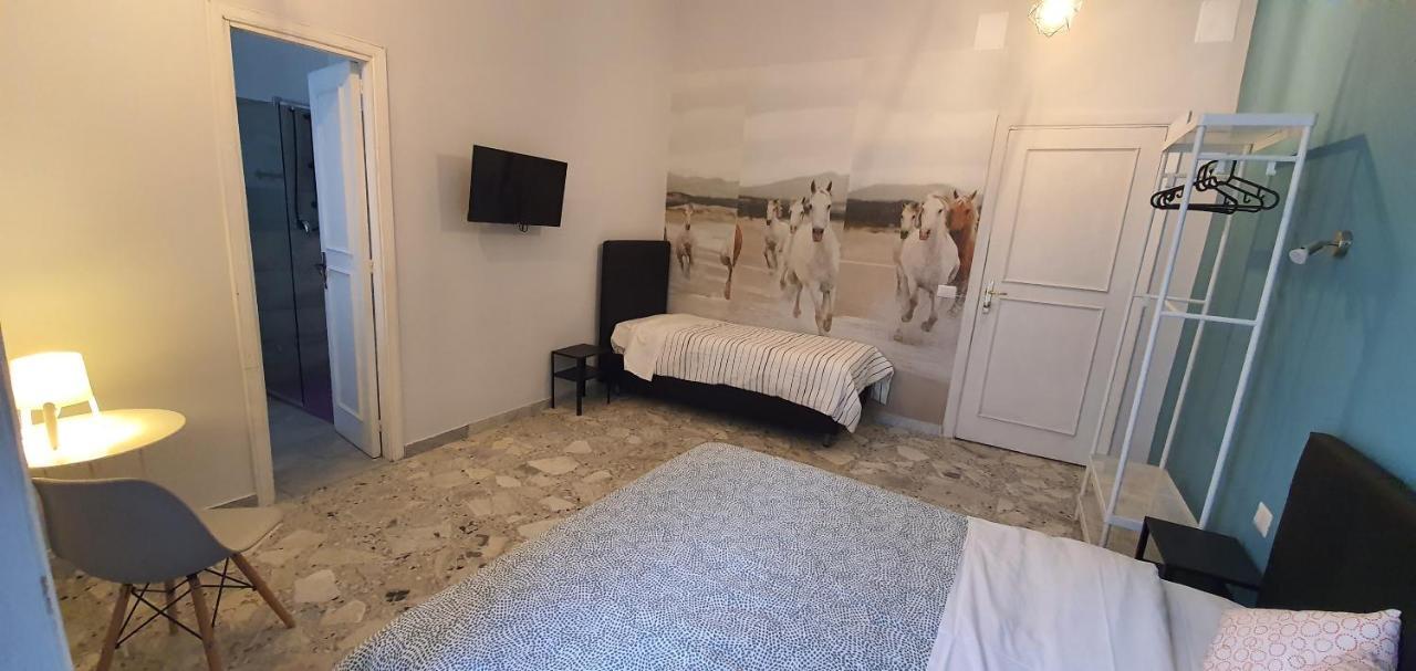 Sofia Rooms Napoli Eksteriør billede
