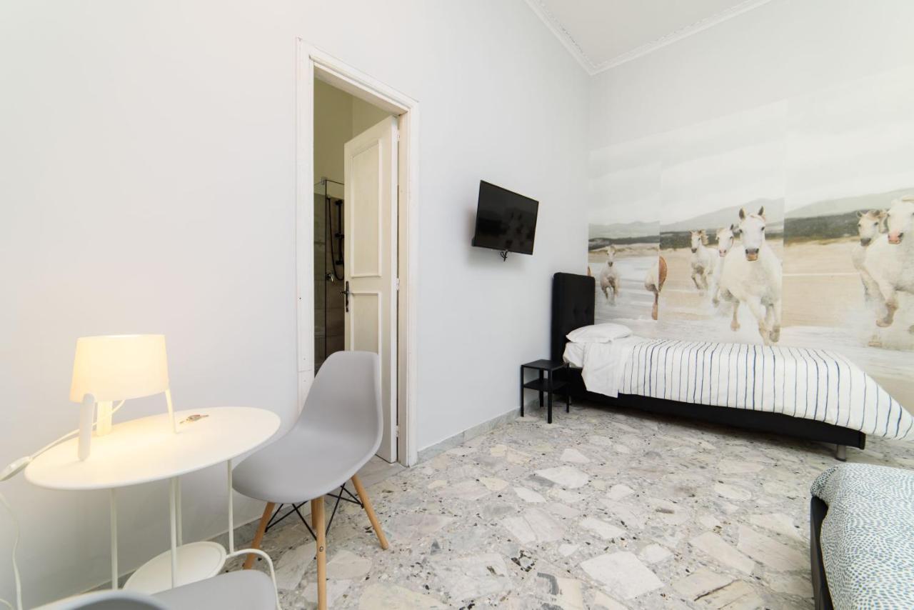 Sofia Rooms Napoli Eksteriør billede