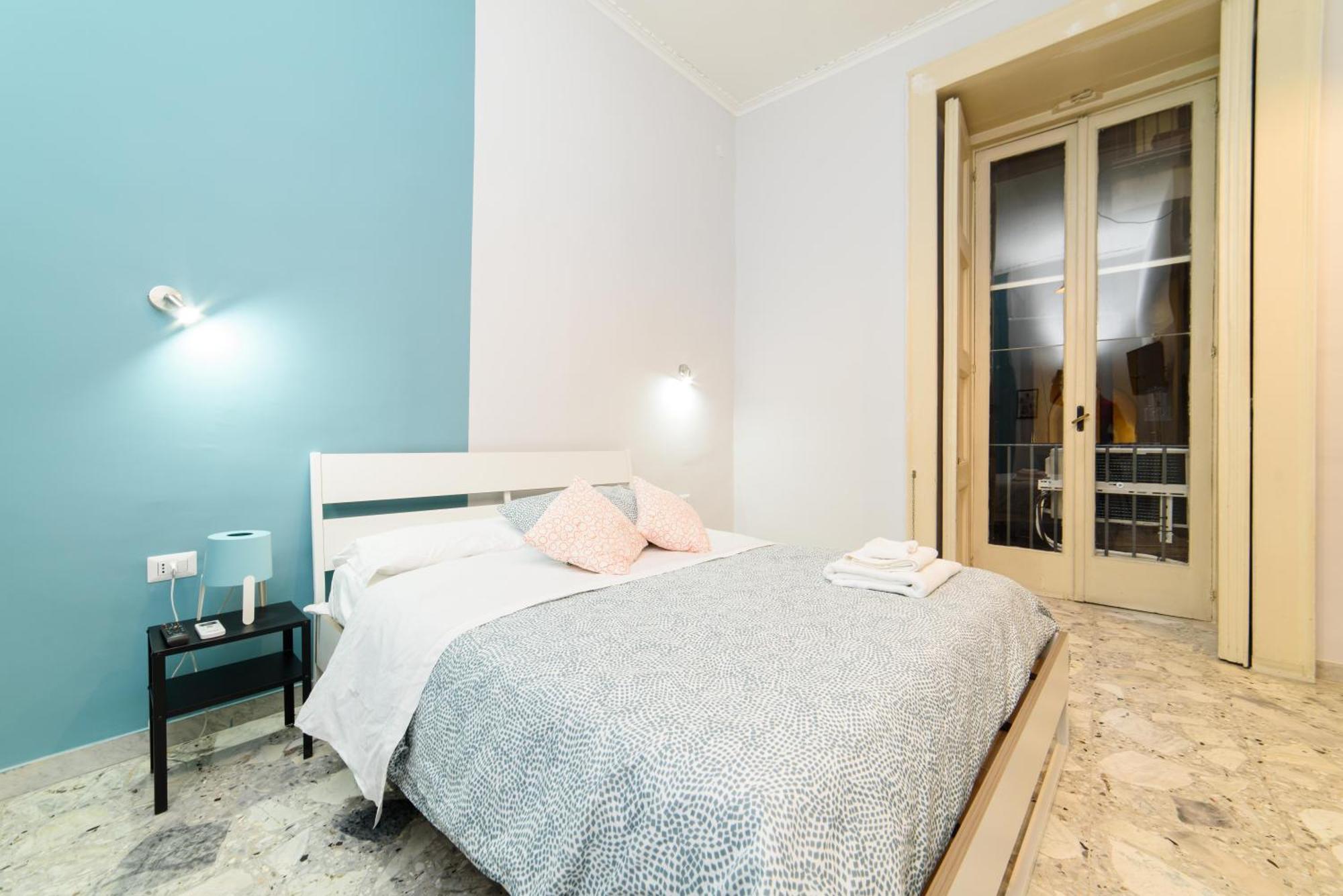 Sofia Rooms Napoli Værelse billede